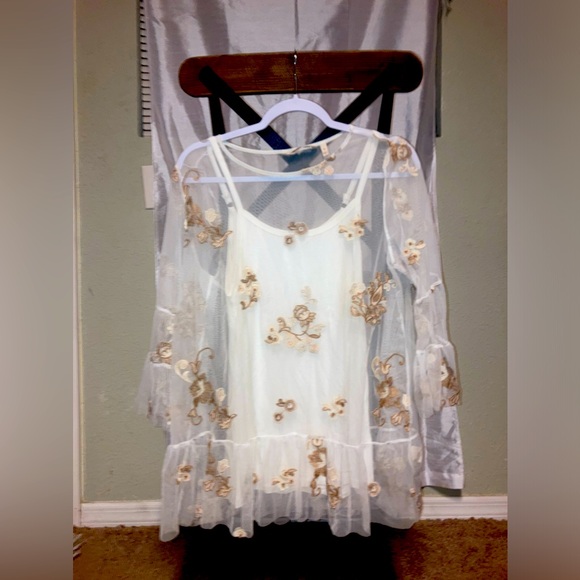 Soft Surroundings- Size L- Crème mesh blouse with embroidery- - Picture 1 of 5